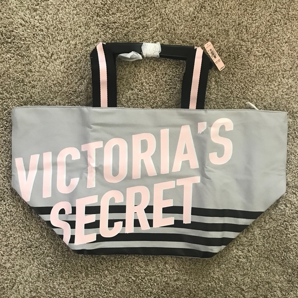 Victoria's Secret Handbags - NWT Victorias Secret Tote Bag
